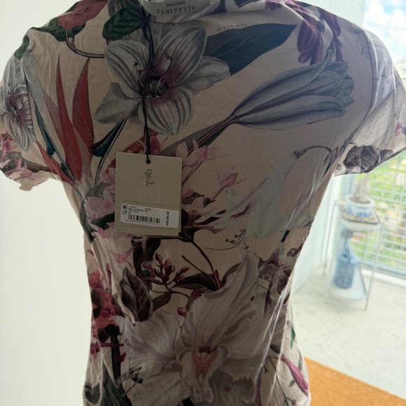 All Saints Bela Leondra Tee in Soft Pink Size Medium - Picture 8 of 8